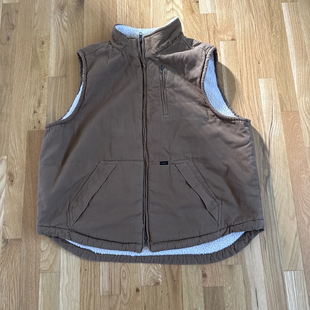 Premium Lee Sherpa lined vest xl zipper quilted‎ Heavy Duty.  Never Worn